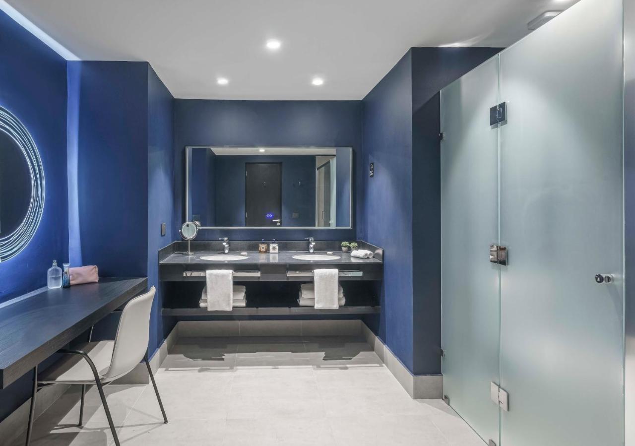 Pullman Santiago Vitacura Exterior foto Bathroom
